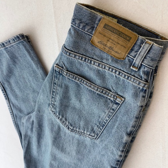 Eddie Bauer High Rise Mom Jeans Medium Wash Denim Tapered Leg Womens 10 Petite - Picture 14 of 14